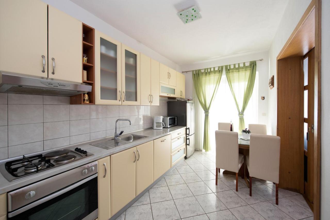 Apartment Brela 16603b Exterior foto